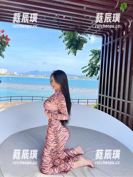 120斤的小王同学 微密圈 - 120斤的小王同学的和服作品,里边藏着些什么,唔……不太确定
