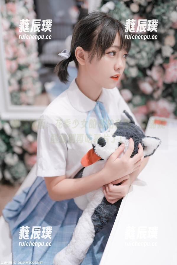 MTYH喵糖映画 喵糖映画:花季少女的私拍套图,时刻提醒我别再吃薯片了!