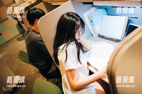 Sonson(손손)泳衣新款，大家觉得这次能拿下沙滩第一美吗？分享见面会倒计时中！