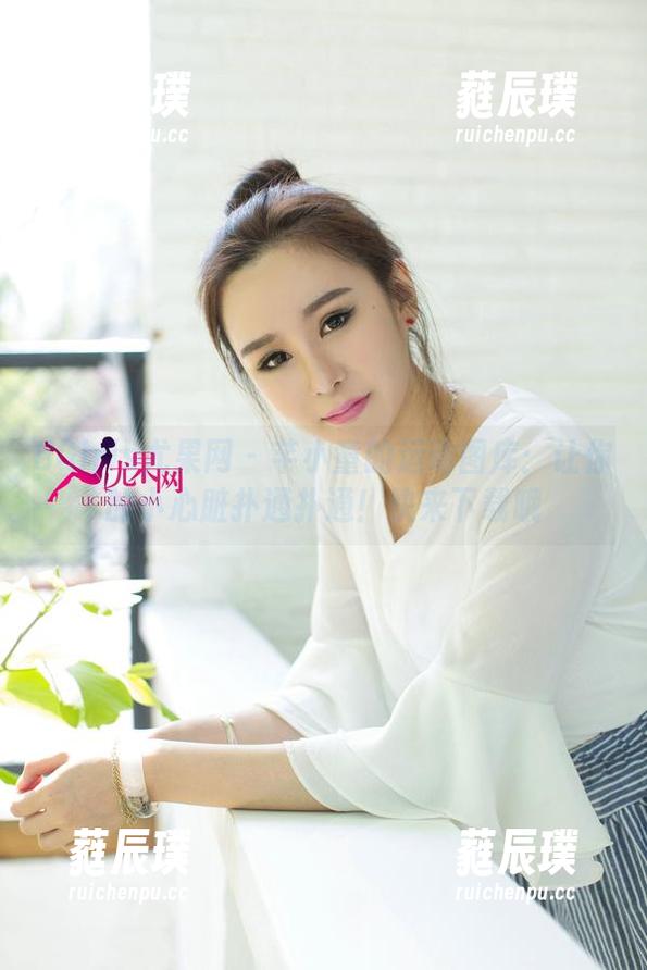 UGirls尤果网 - 芊小童的运动图库：让你的小心脏扑通扑通！快来下载哦