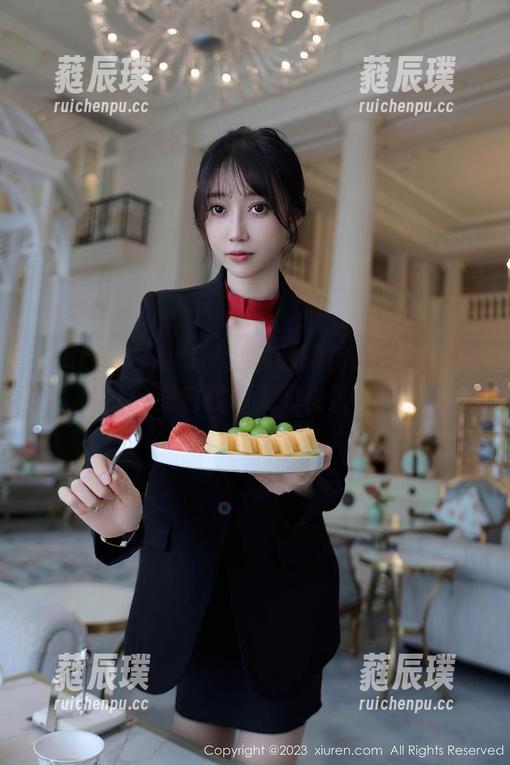 Xiuren秀人网 - 全套制服物语，奈奈Fox的图包就像人间极乐场！