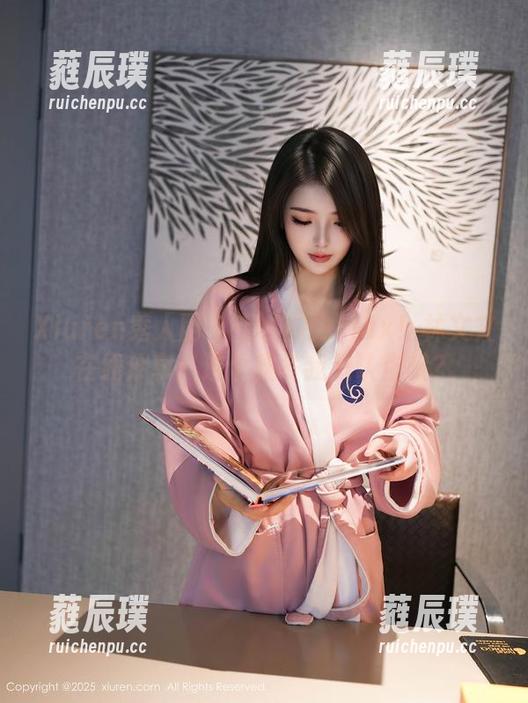 Xiuren秀人网-林文文 Xiuren秀人网 - 毛衣能力Max!林文文在线分享:这个秋冬我只认你哦?