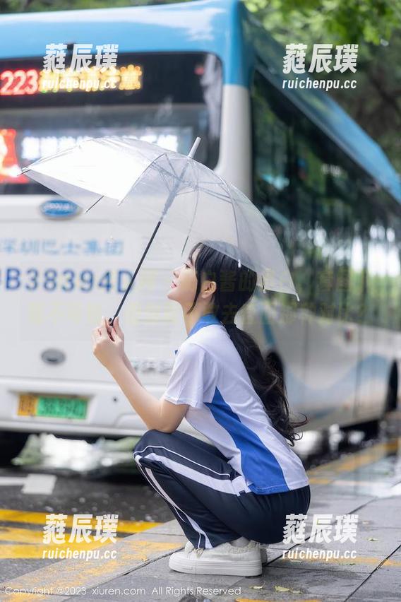 Xiuren秀人网-萌白酱 Xiuren秀人网 - 萌白酱的黑白,套图下载不可怕,但你敢不敢去直面那种对比?