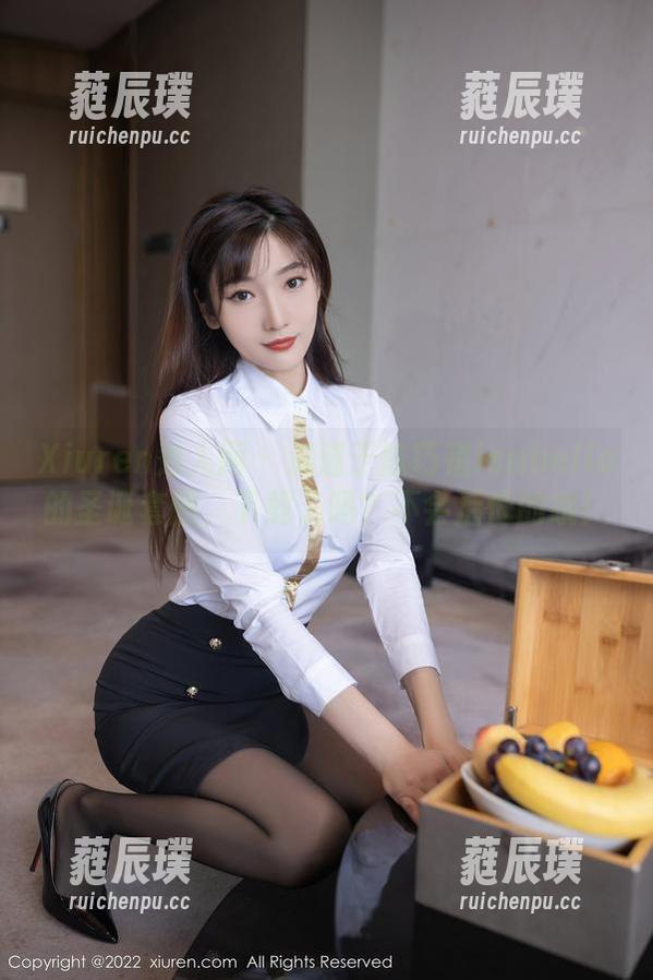 Xiuren秀人网 - 沉迷于陈巧蓓isabella的圣诞套图，下载了吗？不会后悔的哦！