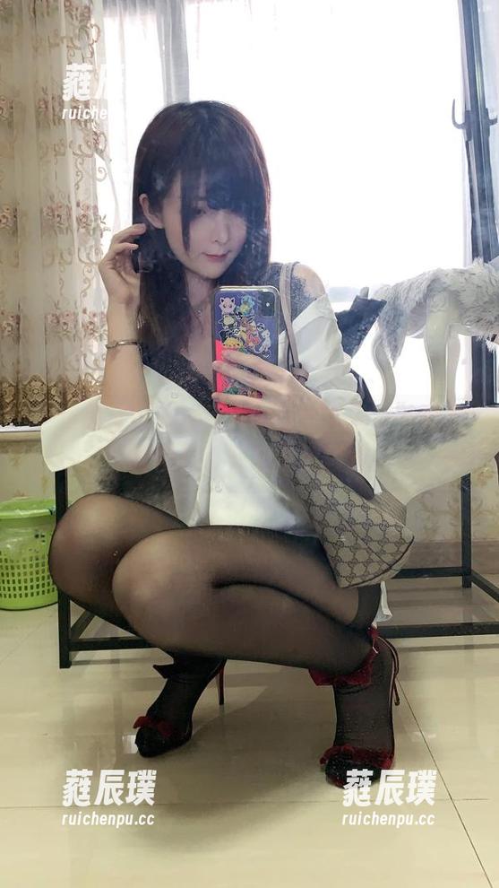 一小央泽 一小央泽带来的巧克力与香兰子,下载这些图片,开启食欲模式
