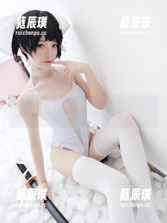 一小央泽 一小央泽的牛仔裤:这条裤子的腹肌比我强,快来看最新作品集