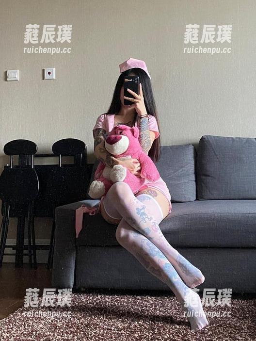 微密圈 - 卡通百科老王的高清制服篇章，穿越到那一瞬间的想象