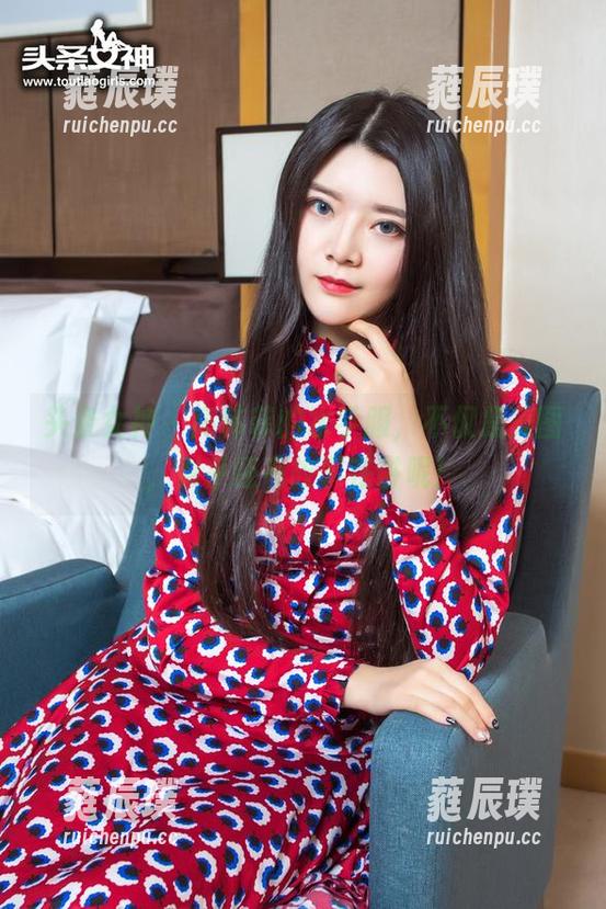 头条女神-高韩菲 头条女神 - 高韩菲的水手服,不仅是美图,似乎还有故事在讲呢!