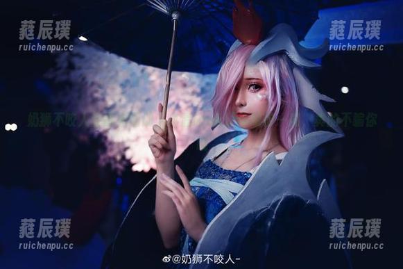奶狮不咬人的御姐图册：高清look让你眼前一亮，真的不骗你哦