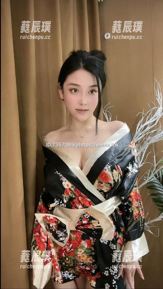 微密圈 - 奶雯的美腿，值得慢慢品味的图片资源