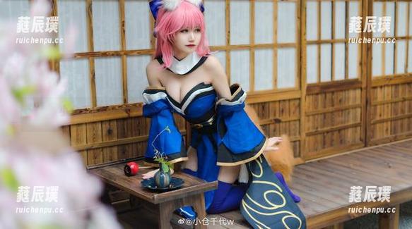 小仓千代w 小仓千代w的泳池派对合集:谁说只有水里的鱼能自由畅游?