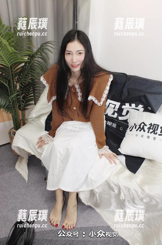 小众视觉-雪糕 小众视觉 - 免费图包:看雪糕姐姐如何将甜与大方演绎得完美