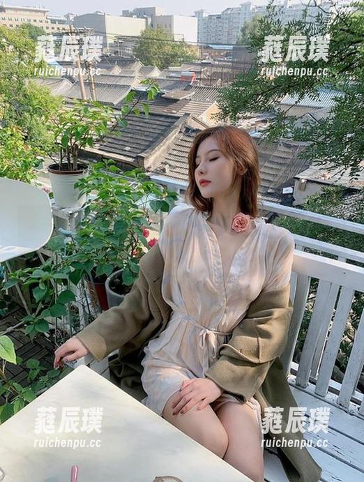 微密圈 - 让高清与白丝邂逅，就是阿朱啊的写真小私语