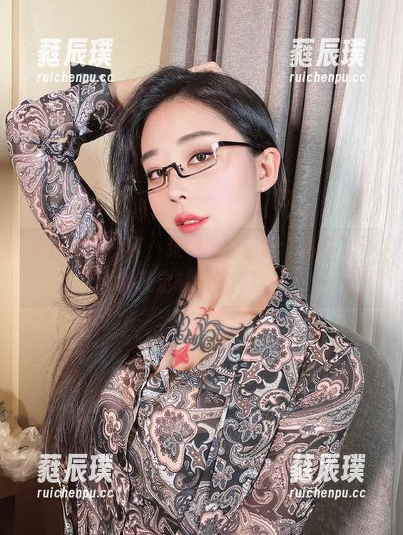 微密圈 - 疯了，张老师的图集“秘书”开创了定制的新高度！