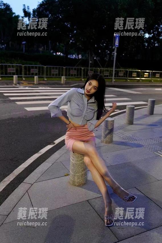 徐珺大哥 微密圈 - 喜欢你,徐珺大哥?这图集可真是免费送的大胆心思啊!