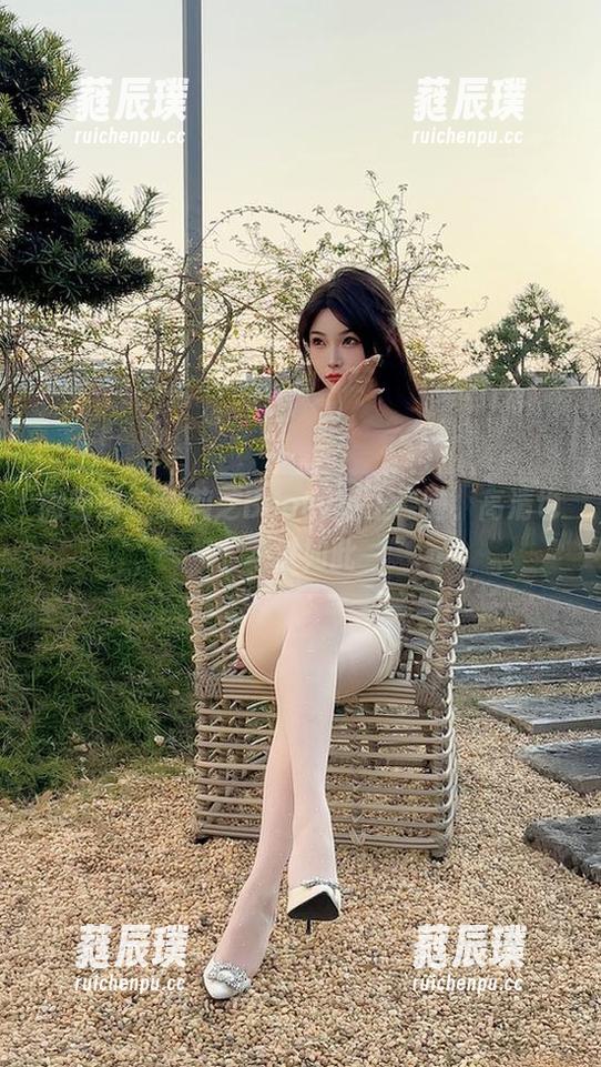 徐莉芝Booty 微密圈 - 徐莉芝Booty:上课啦,高清也不过如此