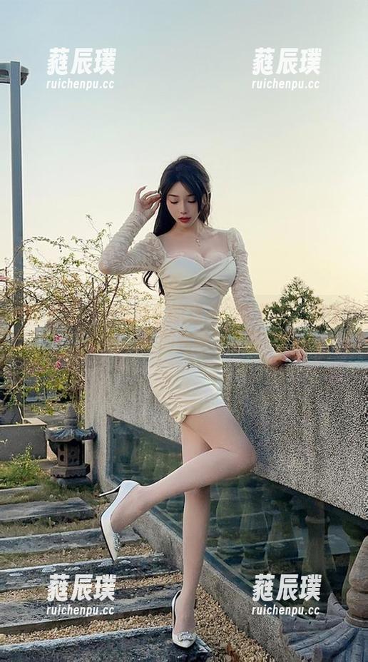 微密圈 - 忽然萌生的想法：徐莉芝—那件白衬衫，配的就是这美图吧！