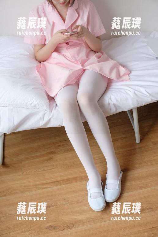 森萝财团 森萝财团带你走进白丝户外套图,顺便期盼不会被小鸟认出来...