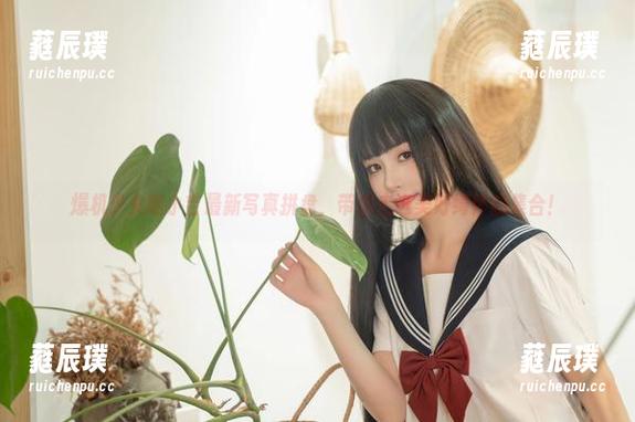 爆机少女喵小吉最新写真拼盘，带你走进美好绮怀的集合！