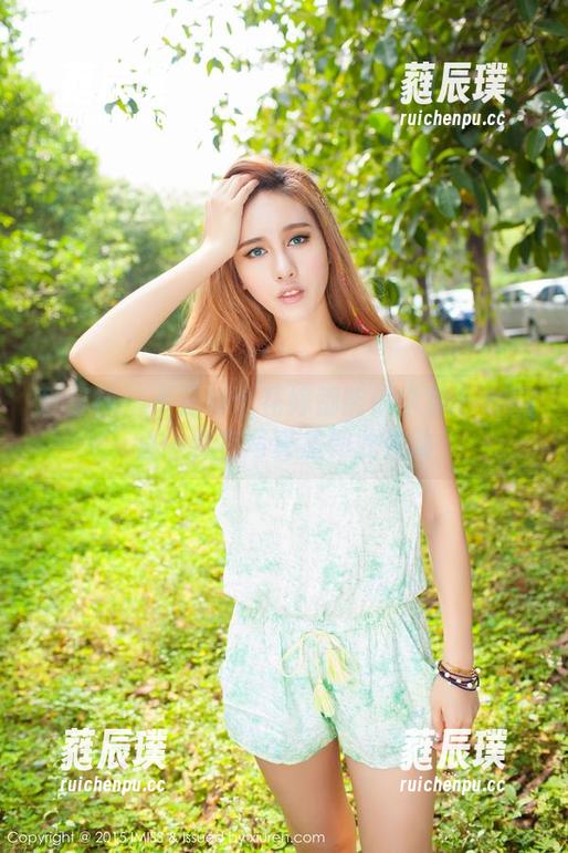 爱蜜社 - 不是每个花嫁都能像李李七七喜喜一样在写真里如此灵动