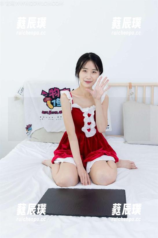 物恋传媒-小竹 物恋传媒 - 小竹和她的“姐姐”,难道说网盘不是用来存文件的,是用来存美好回忆的?