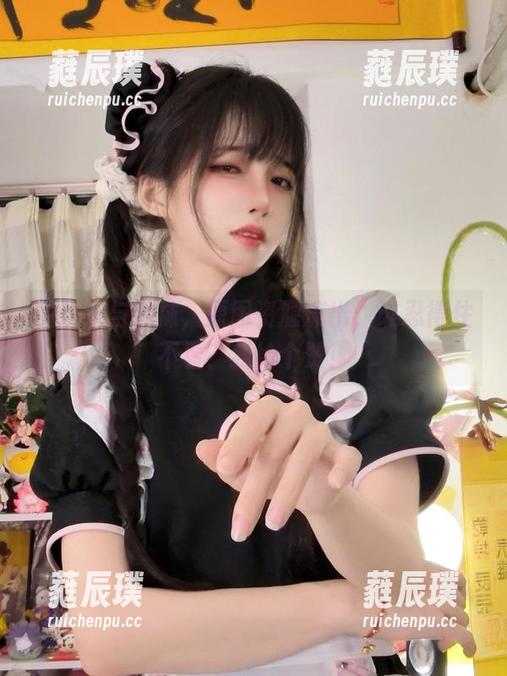 狐玖玖 狐玖玖与网袜,原图资源流出,谁忍得住不看?我给个赞!
