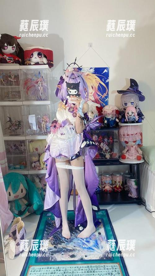 也许白栎Shirly的白色写真不够惊艳，但网盘里就是这么真香。