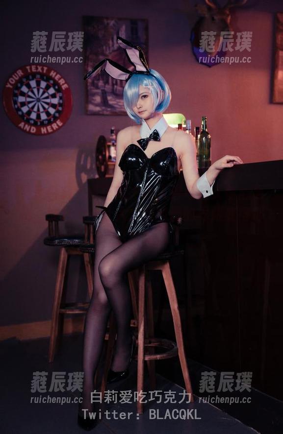 白莉爱吃巧克力 又是白莉爱吃巧克力的人形电脑天使心更新,没想到能让人类和机器的界限变得那么模糊。