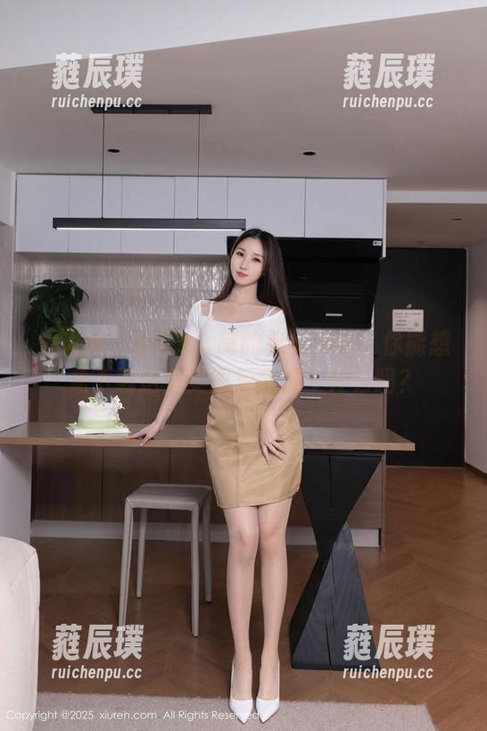 秀人网-Milk大萌 秀人网 - Milk大萌的棉袜剖析:你能想象下载这些美图后会发生什么吗?