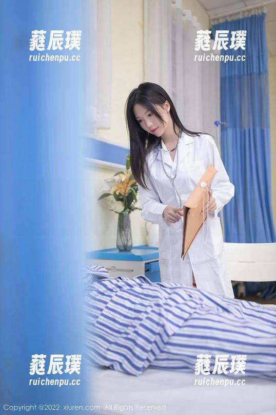 秀人网 - 林文文写真｜体操服的儿时梦想，长大后果然是黑历史。