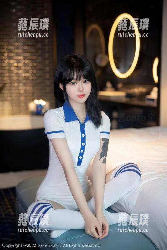 秀人网-童千艺cara 秀人网 - 一场泳池派对:童千艺cara定制作品的不按常理出牌