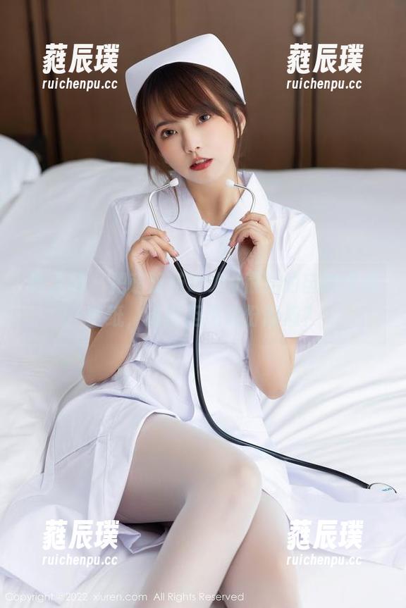 秀人网-萌汉药baby很酷 秀人网 - 把萌汉药baby很酷的自拍印成壁纸,谁能拒绝这份诱惑?