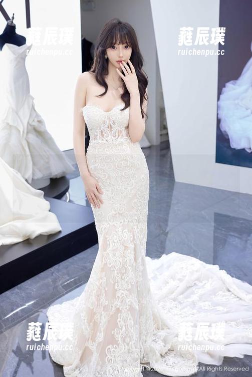 秀人网-董媛媛Janel 秀人网 - 健康与美丽并存,董媛媛Janel又来了,护士形象的美图分享真心觉得太赞了。