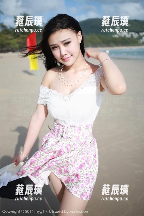美媛馆 - 糯美子Mini，那些黑丝和我之间的尴尬对话，怎么总是让我心痒。