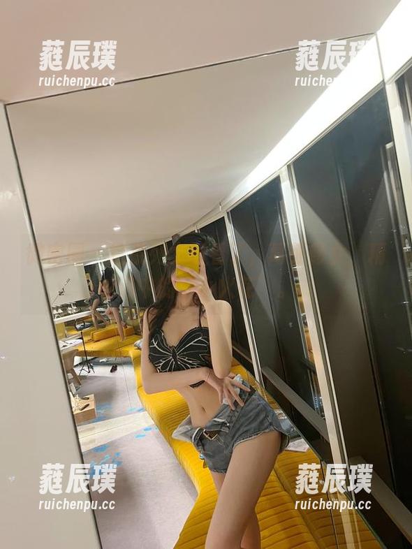 葛征 微密圈 - 这系列太好看了,葛征修女,精选中的‘小火花’。