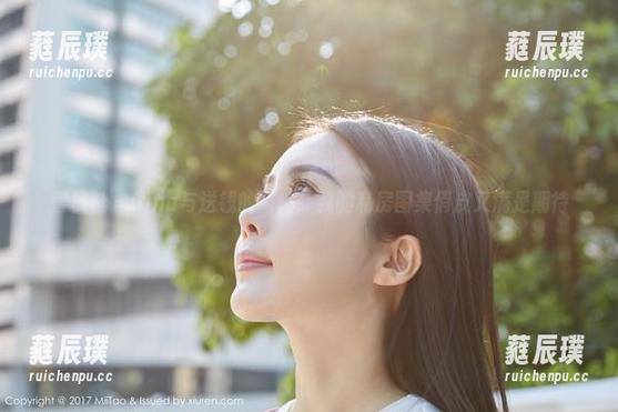 蜜桃社-Gina 蜜桃社 - Gina与送钱的浴缸:我的私房图集俏皮又满是期待